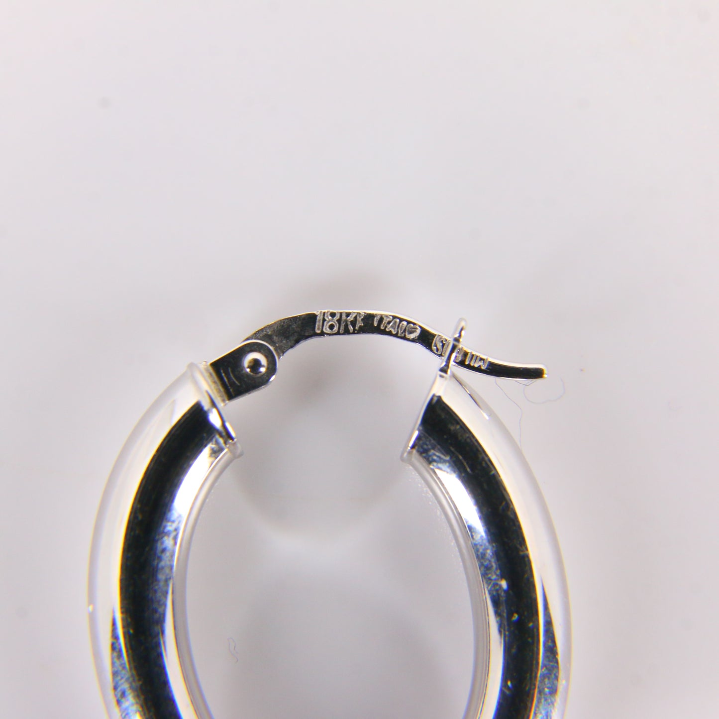 Vintage18 Carat White Gold C Hoop Earrings Set Pair Boxed Hallmarked