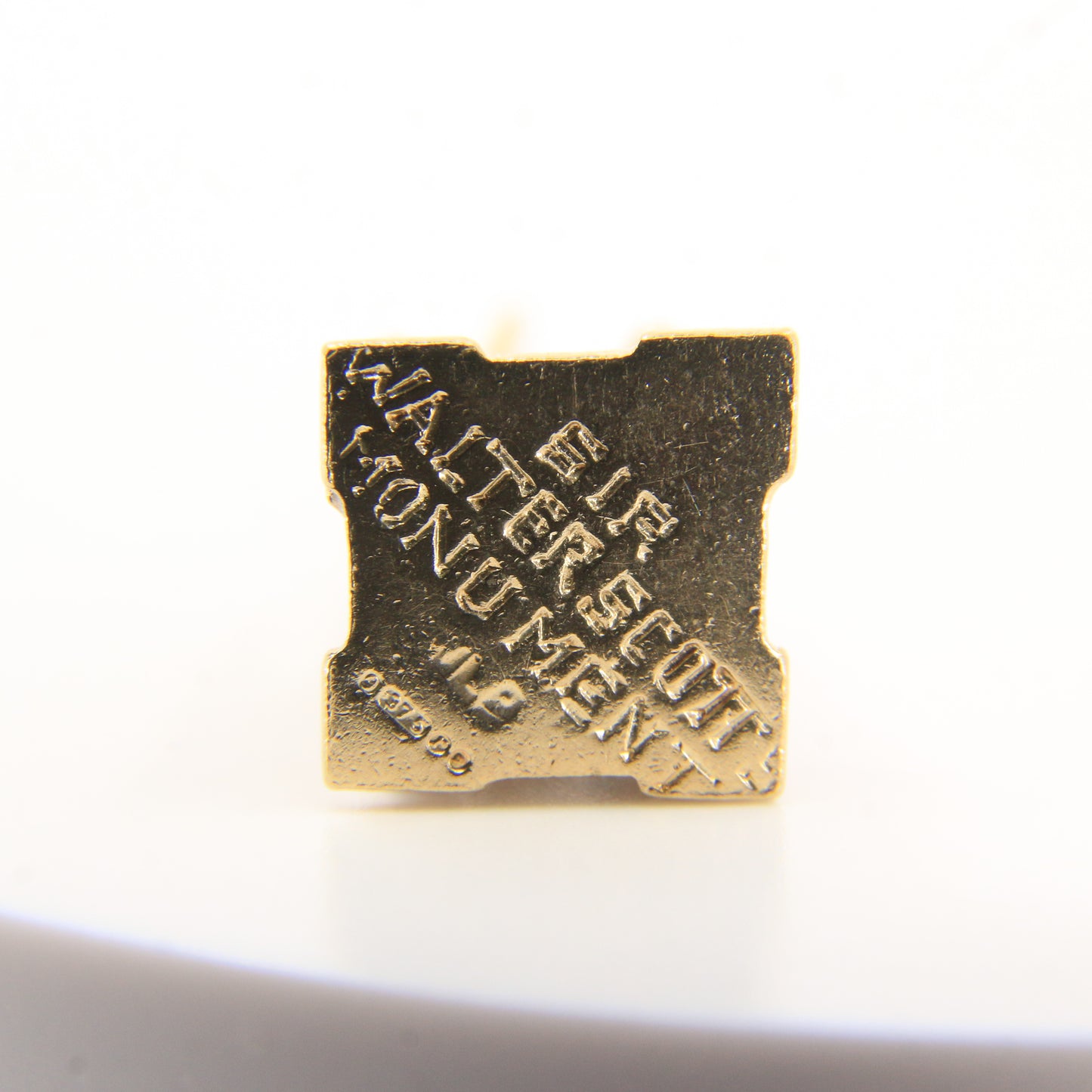 Vintage 9ct Hallmarked Gold Scott Monument Pendant Charm Edinburgh Landmark