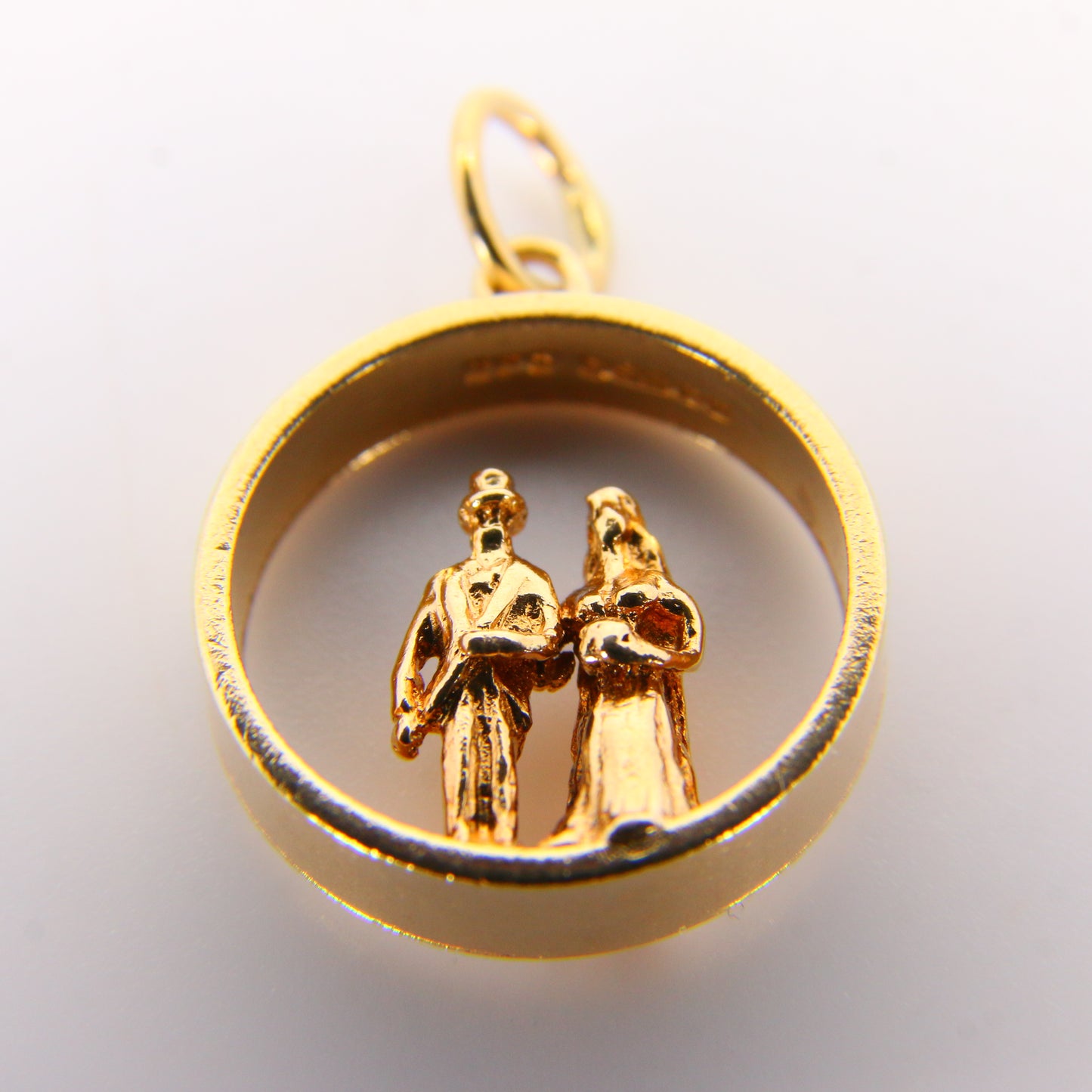 Vintage 9ct Bridegroom and Bride Wedding Charm Pendant 9 Carat Gold Hallmarked