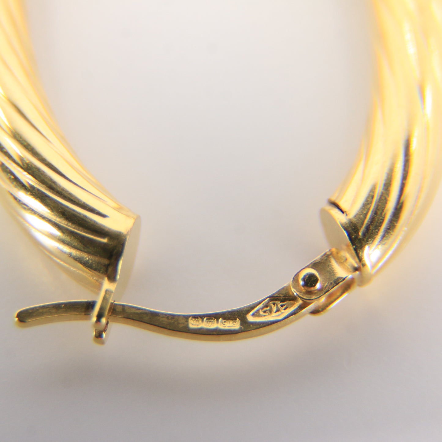 Vintage 9ct Hallmarked Gold Hoop Earrings Textured Oval Hoops Boxed Gift