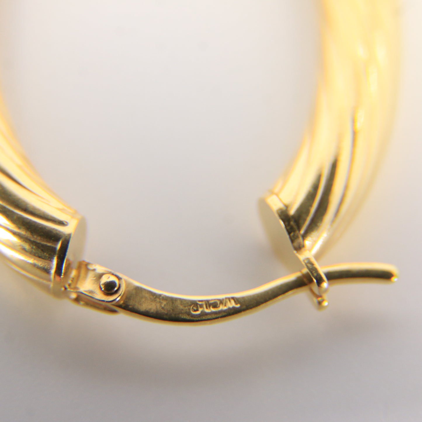 Vintage 9ct Hallmarked Gold Hoop Earrings Textured Oval Hoops Boxed Gift