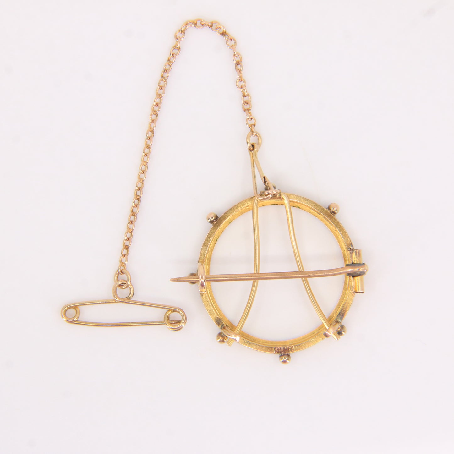 Antique 9ct Gold Half Sovereign Coin Frame Brooch with Safety Chain