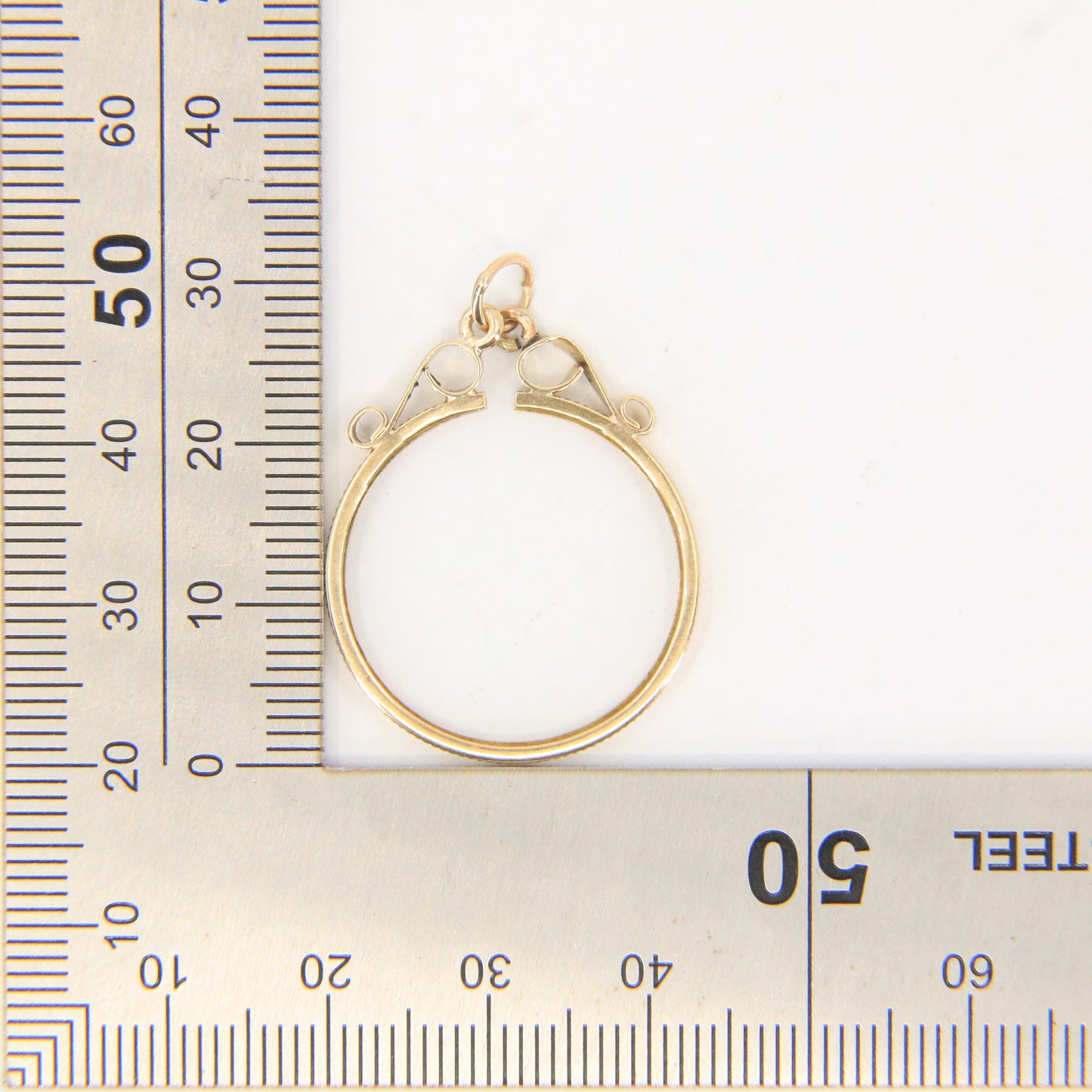 Vintage 9ct Gold Full Sovereign Holder Coin Frame Pendant Charm Gift