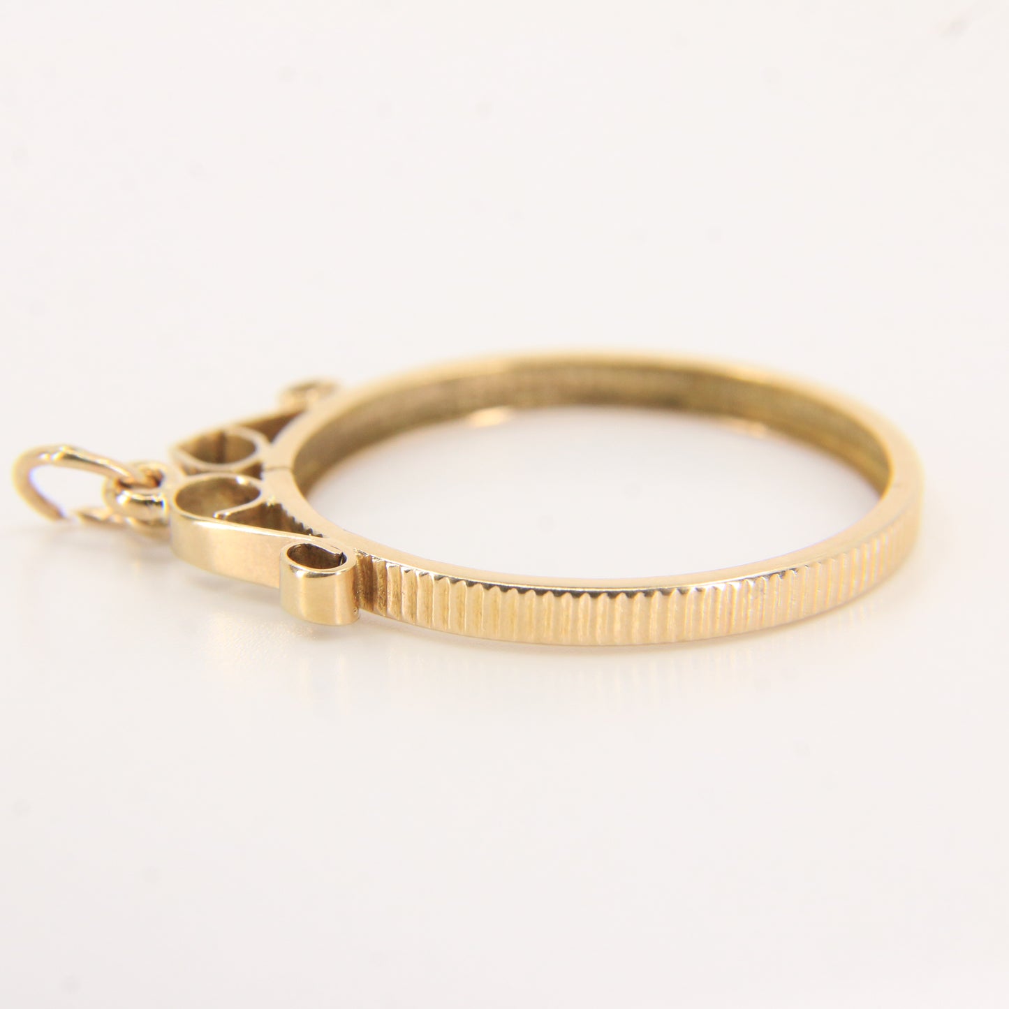 Vintage 9ct Gold Full Sovereign Holder Coin Frame Pendant Charm Gift