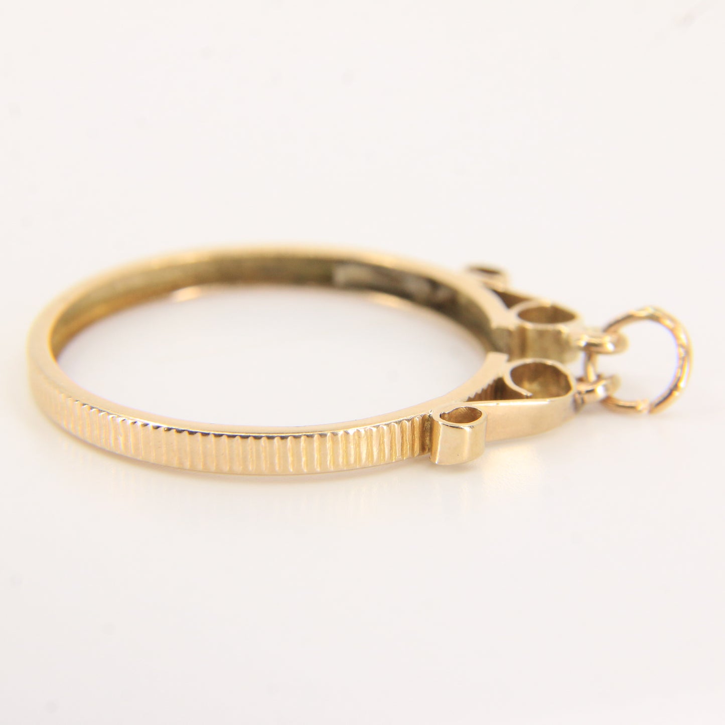 Vintage 9ct Gold Full Sovereign Holder Coin Frame Pendant Charm Gift