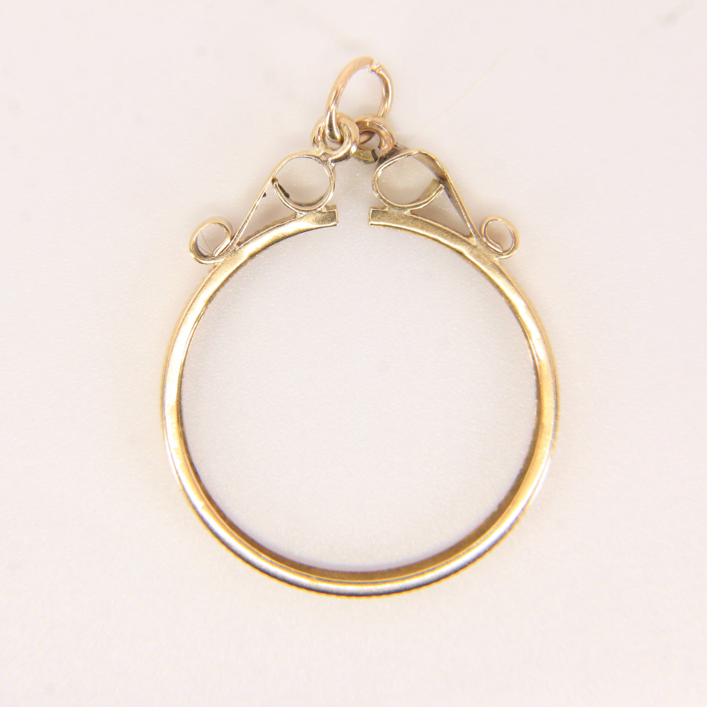 Vintage 9ct Gold Full Sovereign Holder Coin Frame Pendant Charm Gift