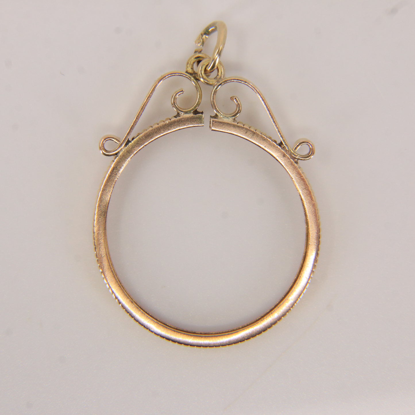 Vintage 9ct Gold Full Sovereign Holder Coin Frame Pendant Charm Gift