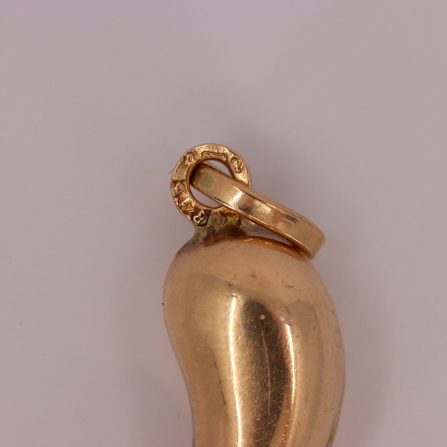 Vintage 9ct Hallmarked Gold Horn Of Plenty Pendant Lucky Talisman Charm