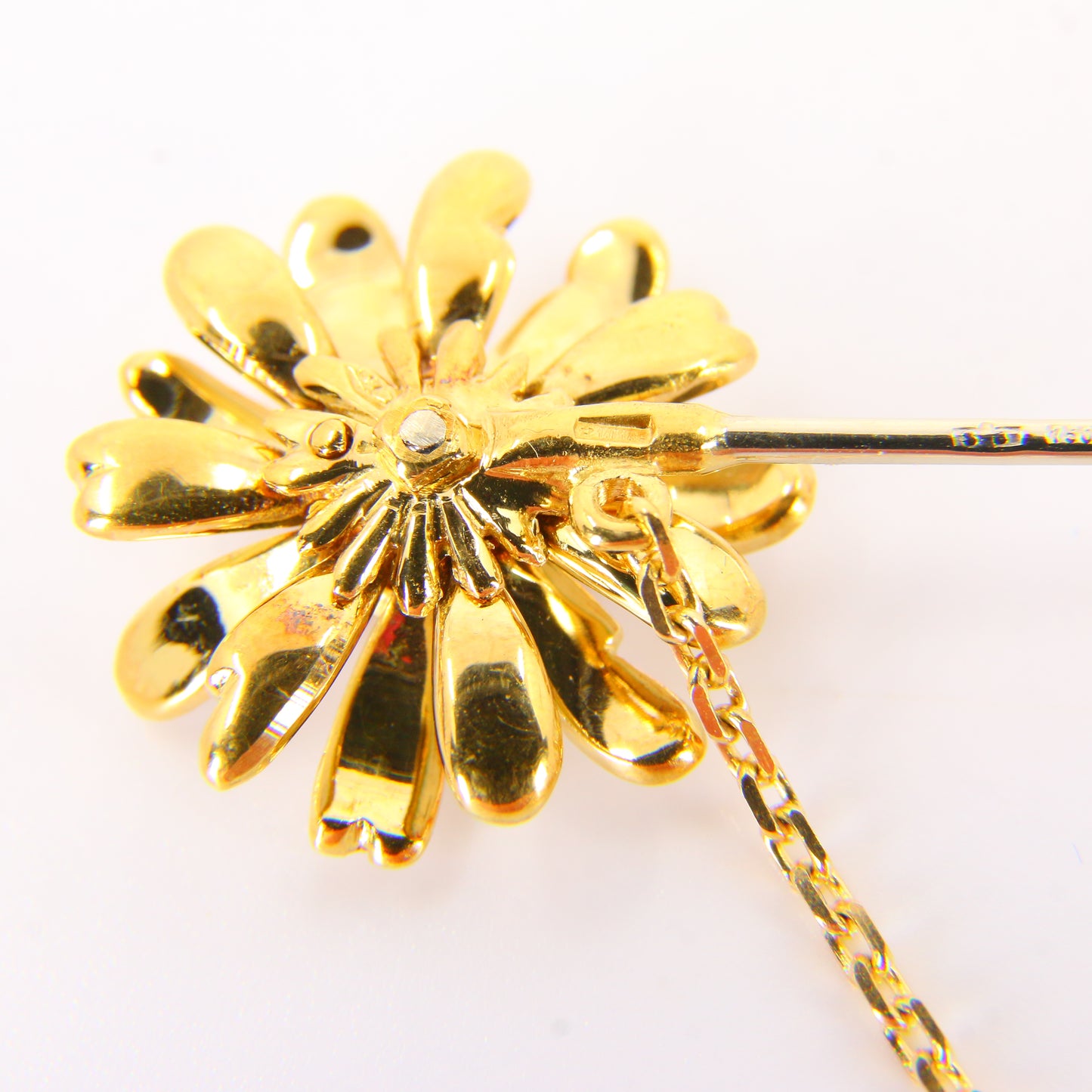 Vintage 18ct Gold Diamond Flower Pin Brooch Enamelled Detail Hallmarked Italian