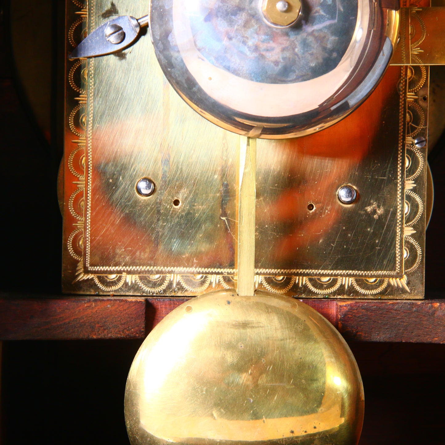 Antique English Brass Lion Mahogany 2 Train Fusee Striking Bracket Clock