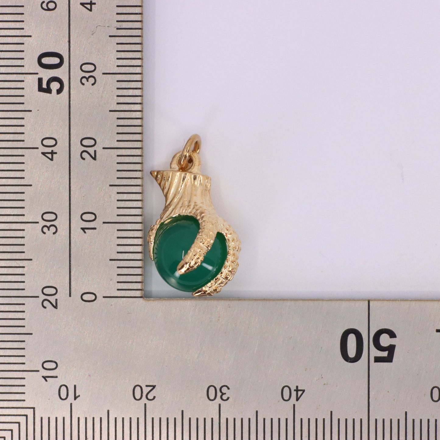 Vintage 9ct Hallmarked Yellow Gold Jade Dragon Claw Talisman Pendant Charm