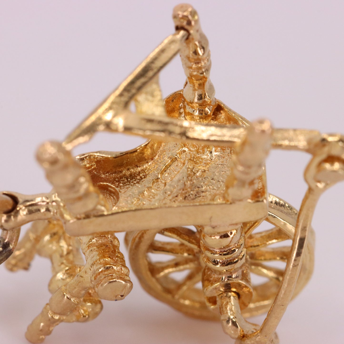 Vintage 9ct Hallmarked Gold Spinning Wheel Charm Moving Pendant Gift