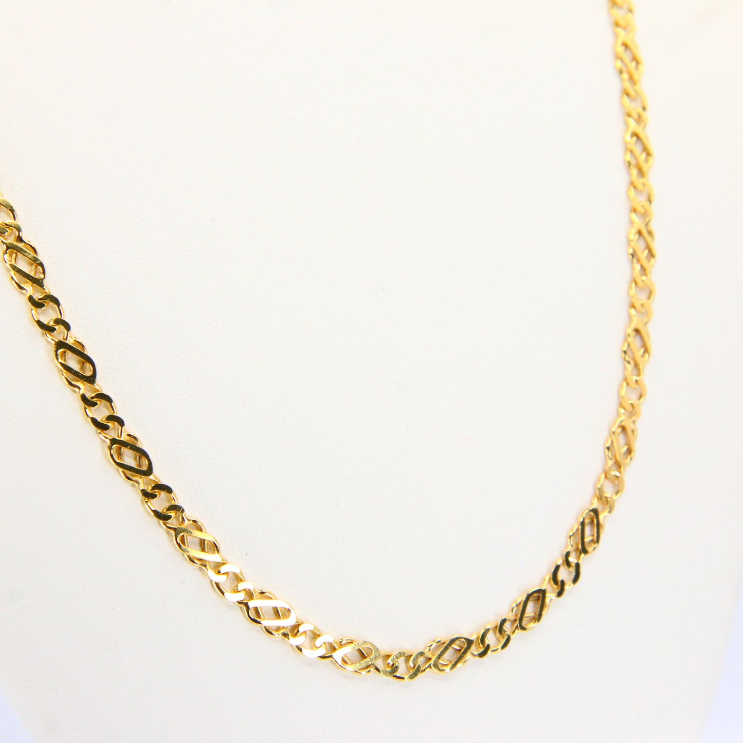 Vintage 9ct 4mm Celtic Links Chain Necklace 20" Yellow Gold Hallmarked Boxed