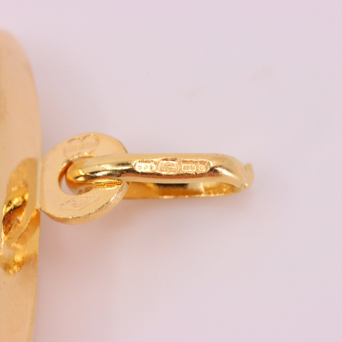 Vintage 9ct Hallmarked Gold Unoaerre Nefertiti Egyptian Queen Pharaoh Pendant