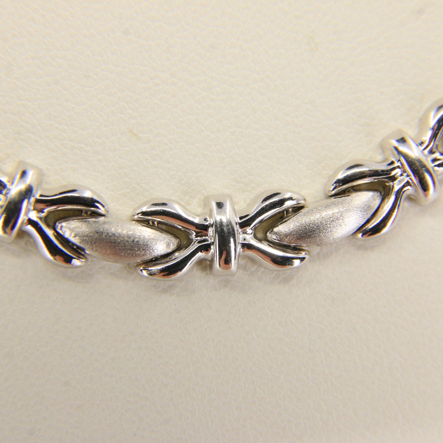 Vintage 18ct Hallmarked White Gold Necklace 16 Inch Articulated Link Design