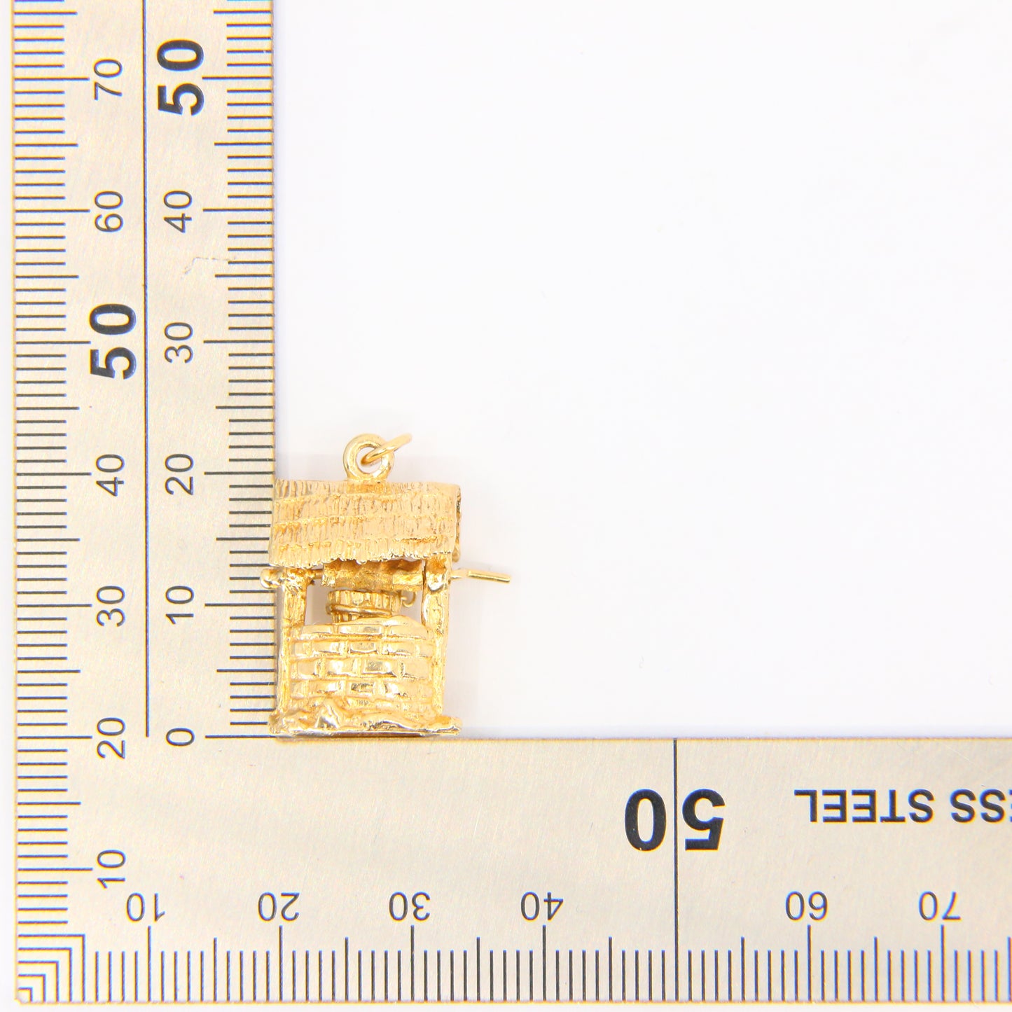 Vintage 9 Carat Wishing Well Charm Pendant Yellow Gold Hallmarked