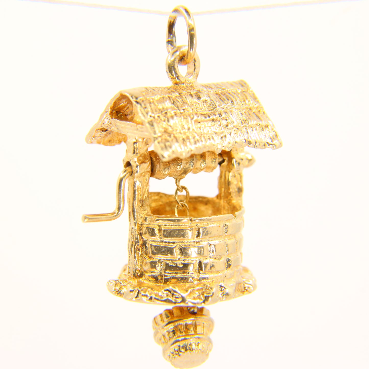 Vintage 9 Carat Wishing Well Charm Pendant Yellow Gold Hallmarked