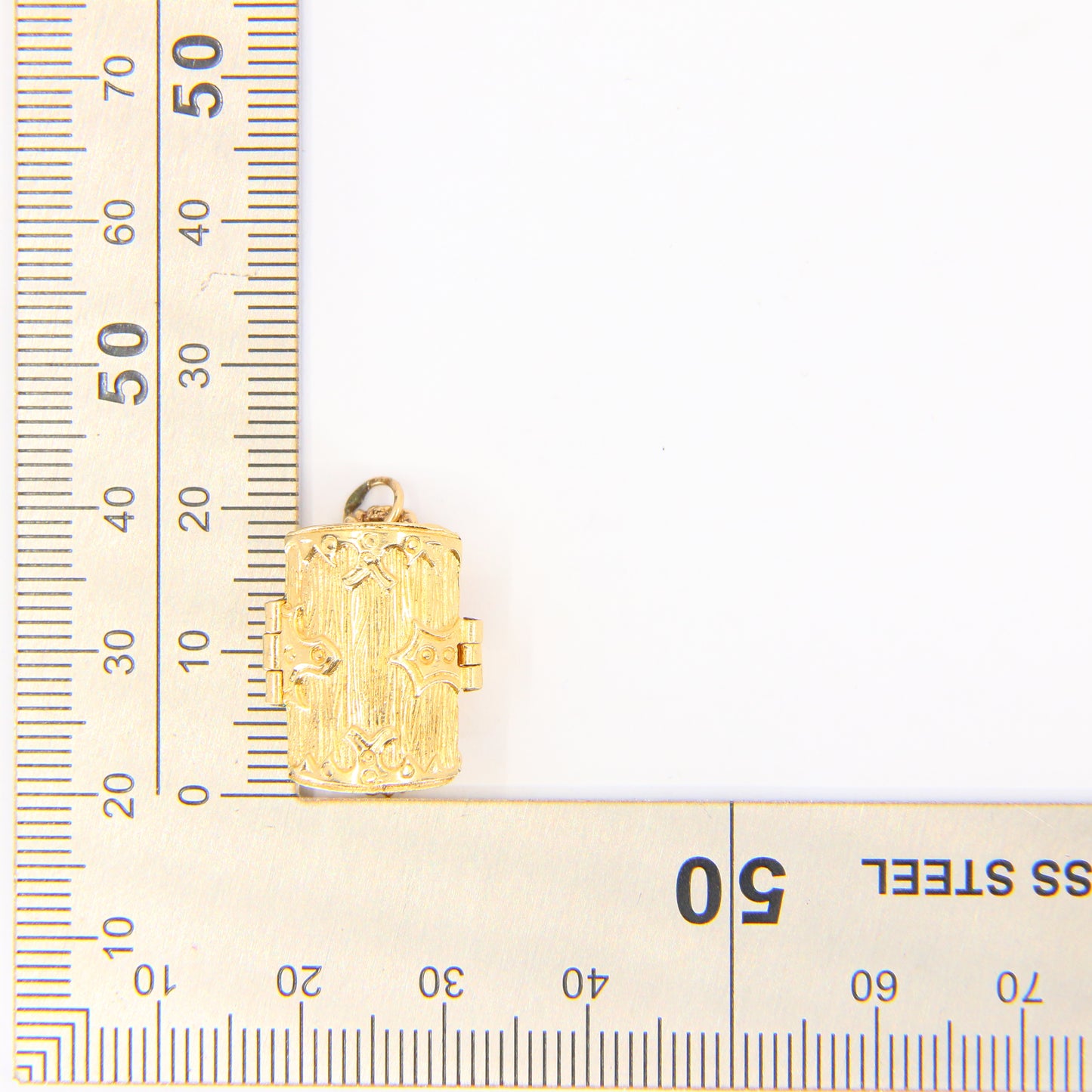 Vintage 9ct Pirate Treasure Chest Pendant Yellow Gold Charm Hallmarked Gift