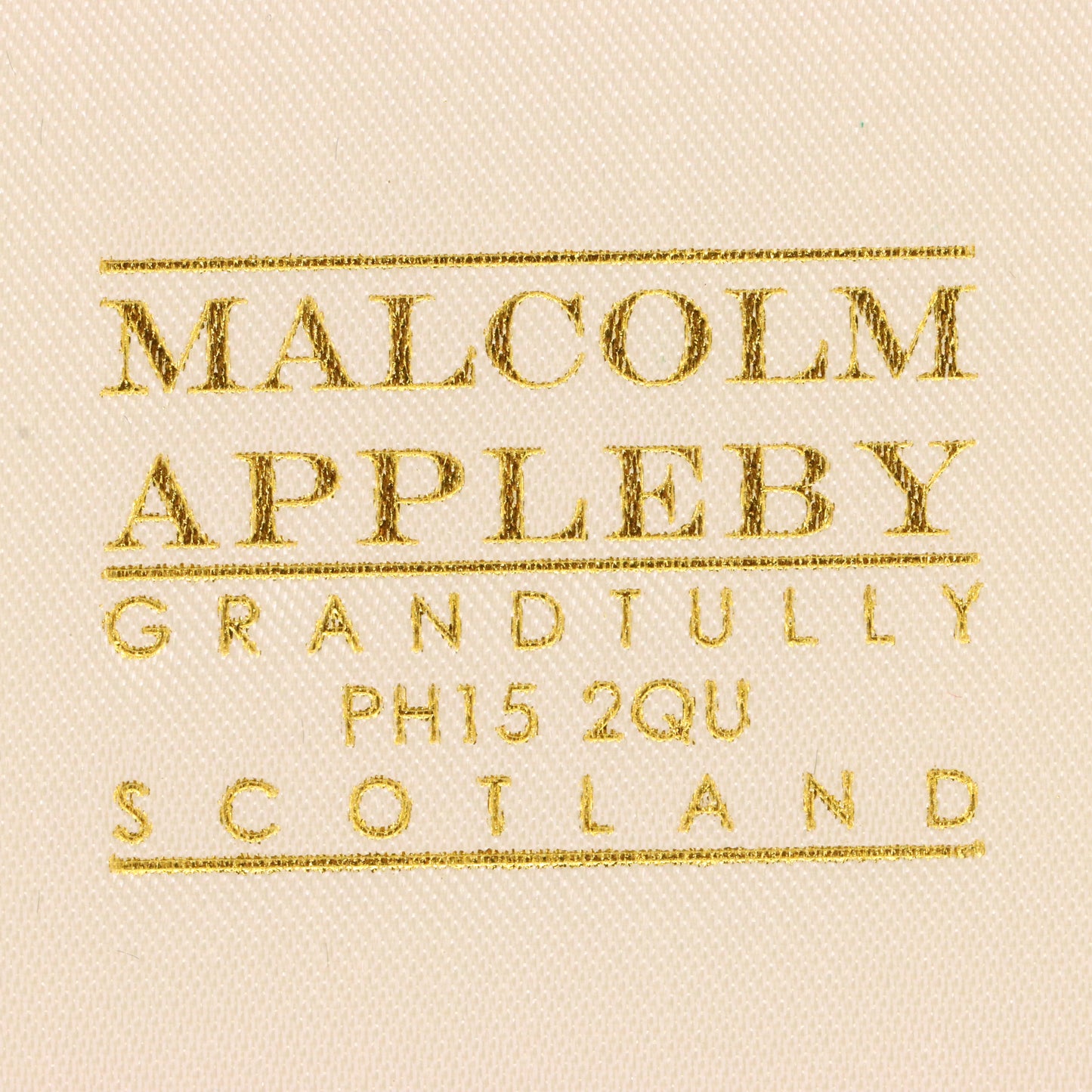 Malcolm Appleby 18ct Hallmarked Heraldic Owl Pendant Necklace Beaded Boxed