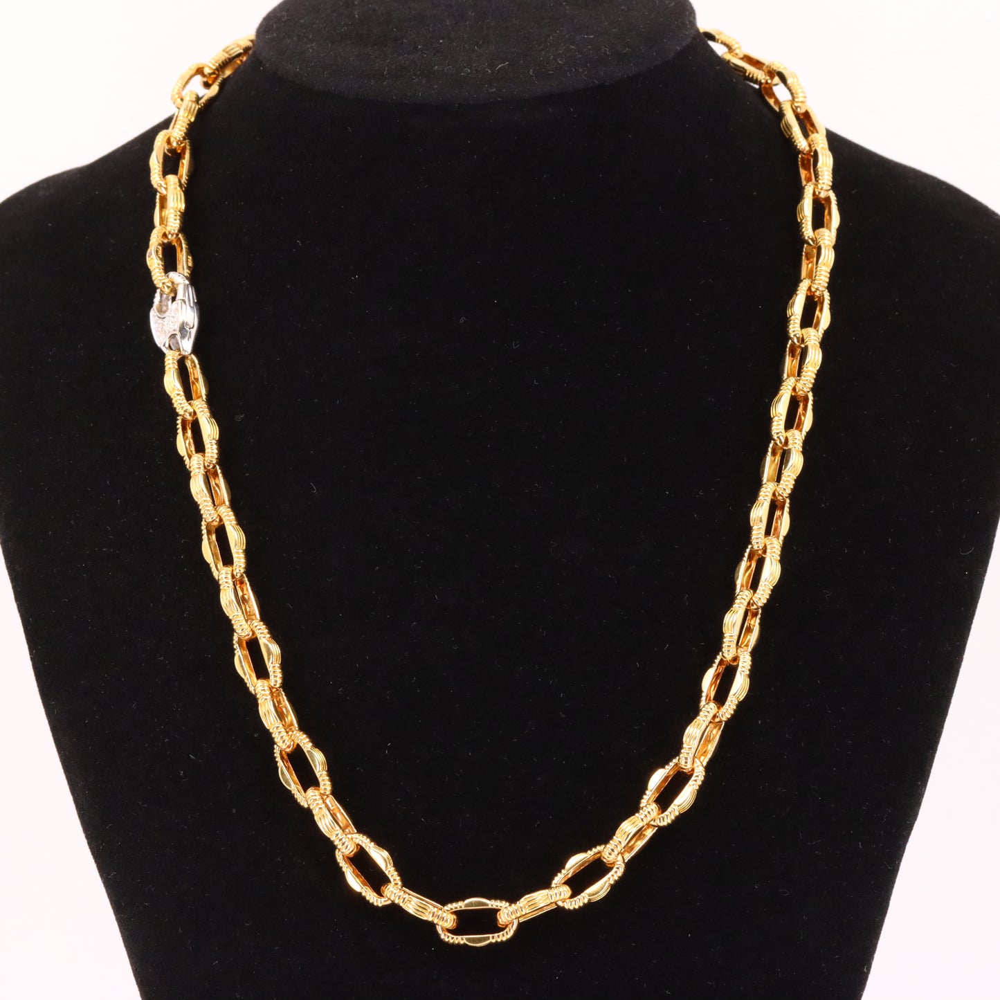 Vintage 18ct Gold 18 Inch Roberto Coin Diamond Clasp Italian Link Necklace
