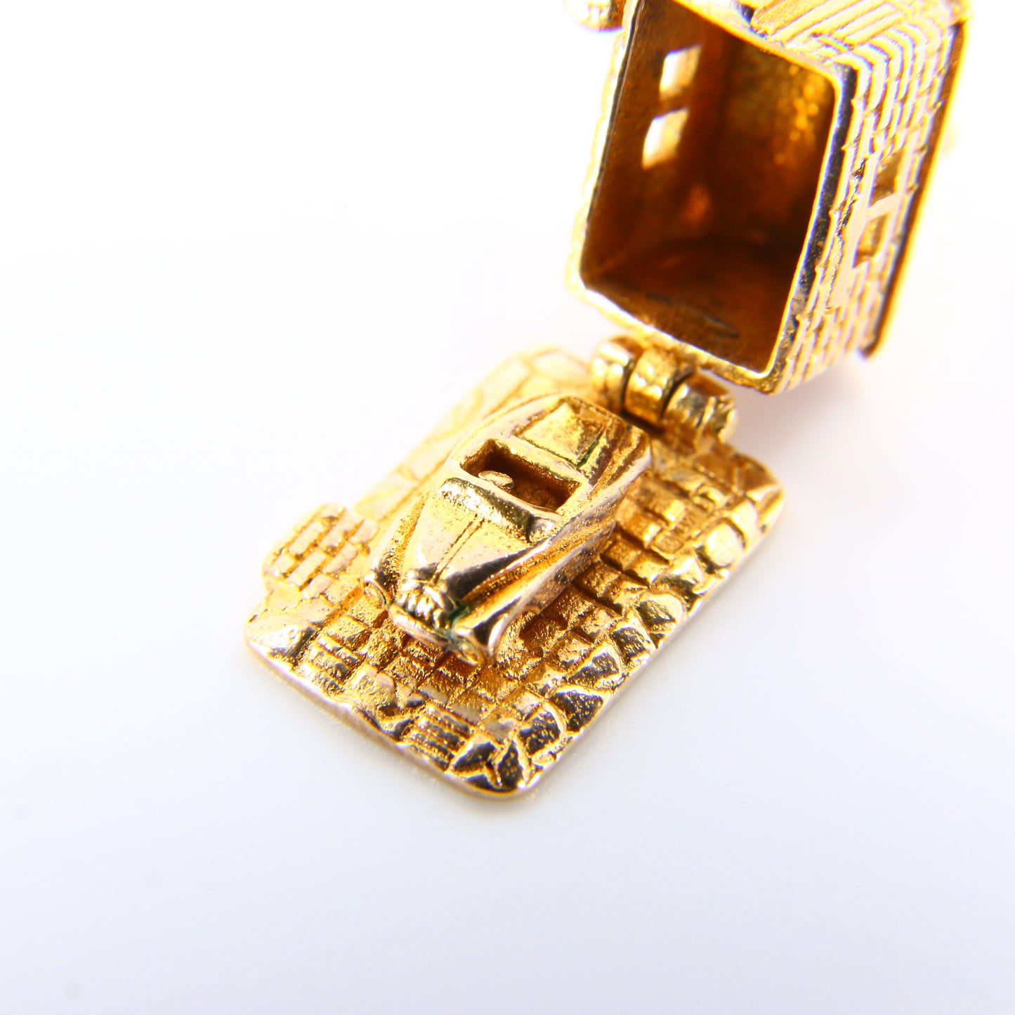 Vintage 9ct Opening Car Garage Charm 9 Carat Hallmarked Yellow Gold Pendant Gift