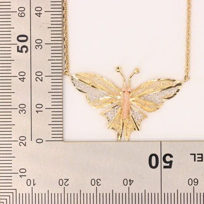 Vintage 9ct Hallmarked Tri Tone Gold Filigree Butterfly Pendant Necklace 17 Inch