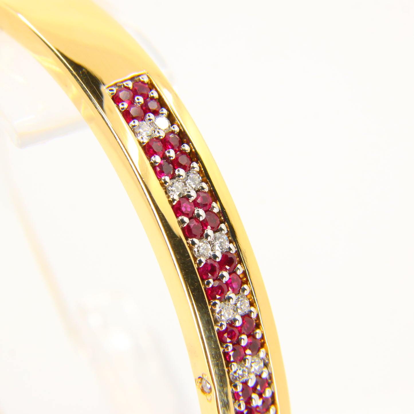 Vintage 18 Carat Diamond & Ruby Lime Blue Bangle Boxed