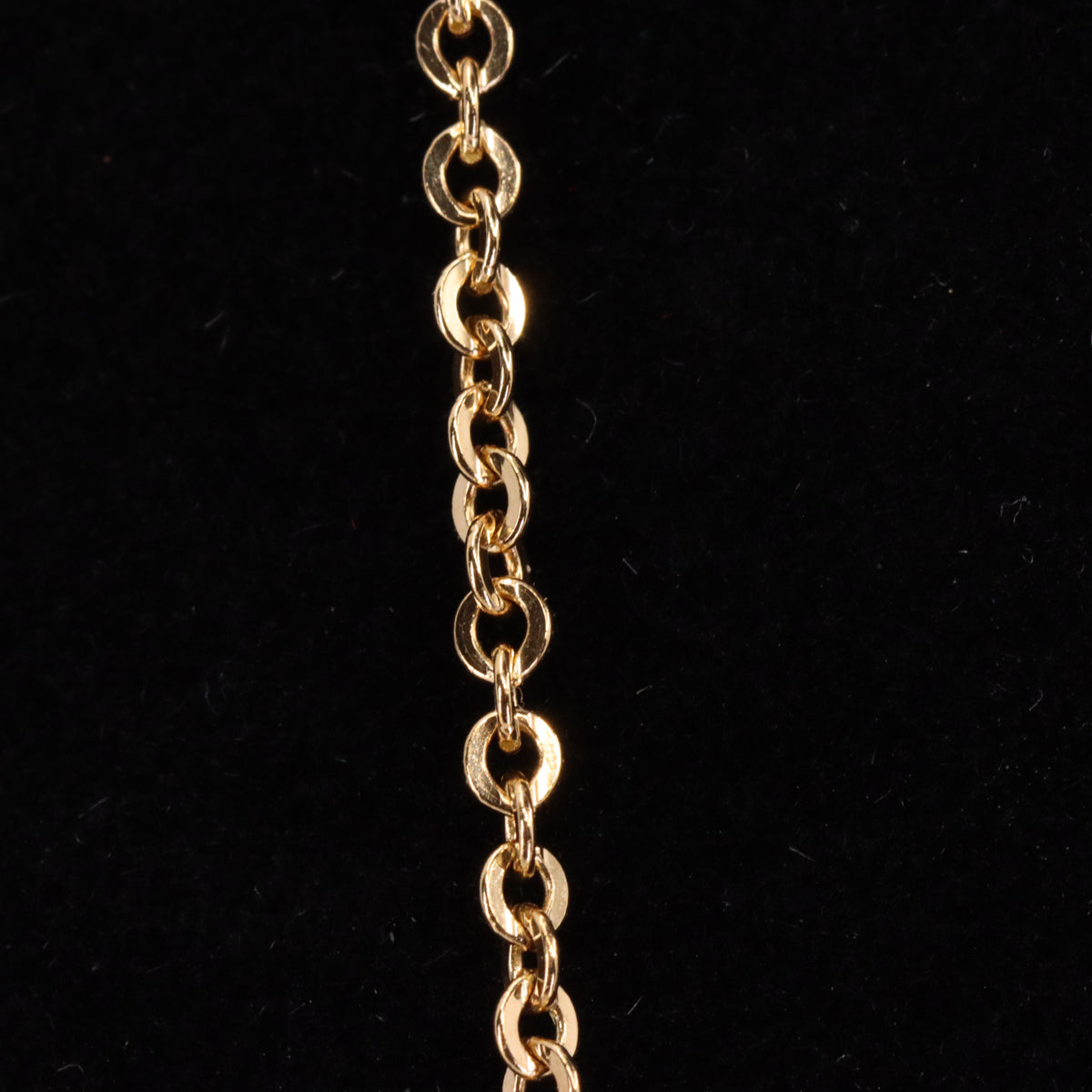 Vintage 9ct Hallmarked Tri Tone Gold Filigree Butterfly Pendant Necklace 17 Inch