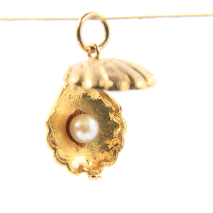 Vintage 9ct Hallmarked Yellow Gold Opening Clam Pearl Charm Pendant Gift