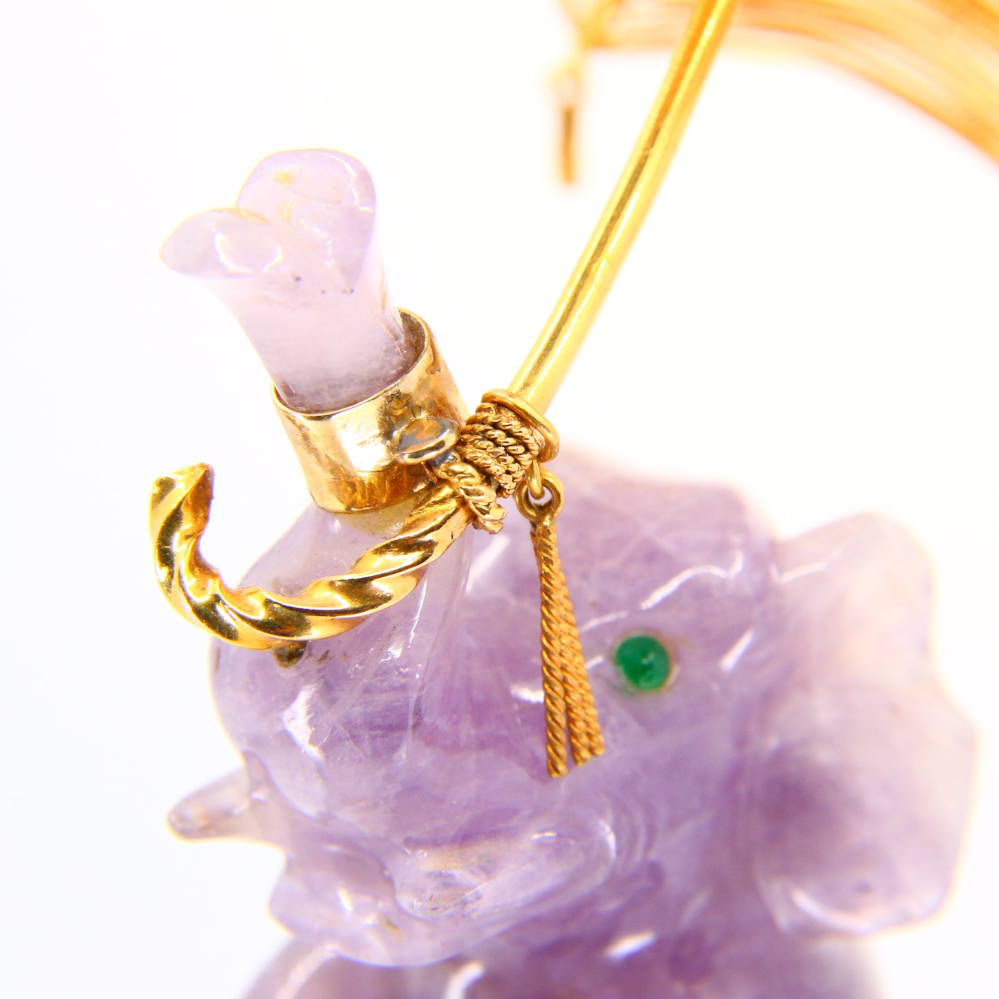 Rare Vintage 50s 18ct Gold Music Box Amethyst Elephant Holding Umbrella in 18 Carat Yellow Gold Music Box