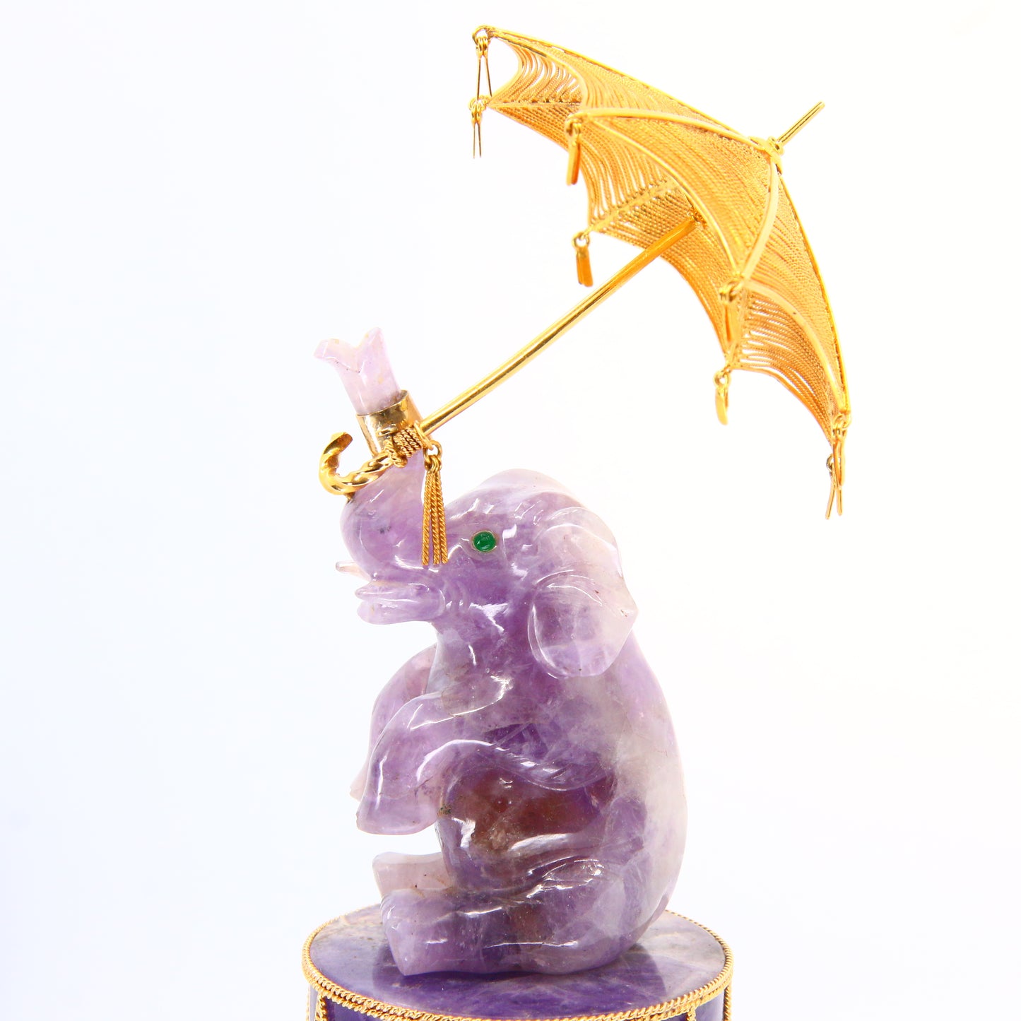 Rare Vintage 50s 18ct Gold Music Box Amethyst Elephant Holding Umbrella in 18 Carat Yellow Gold Music Box