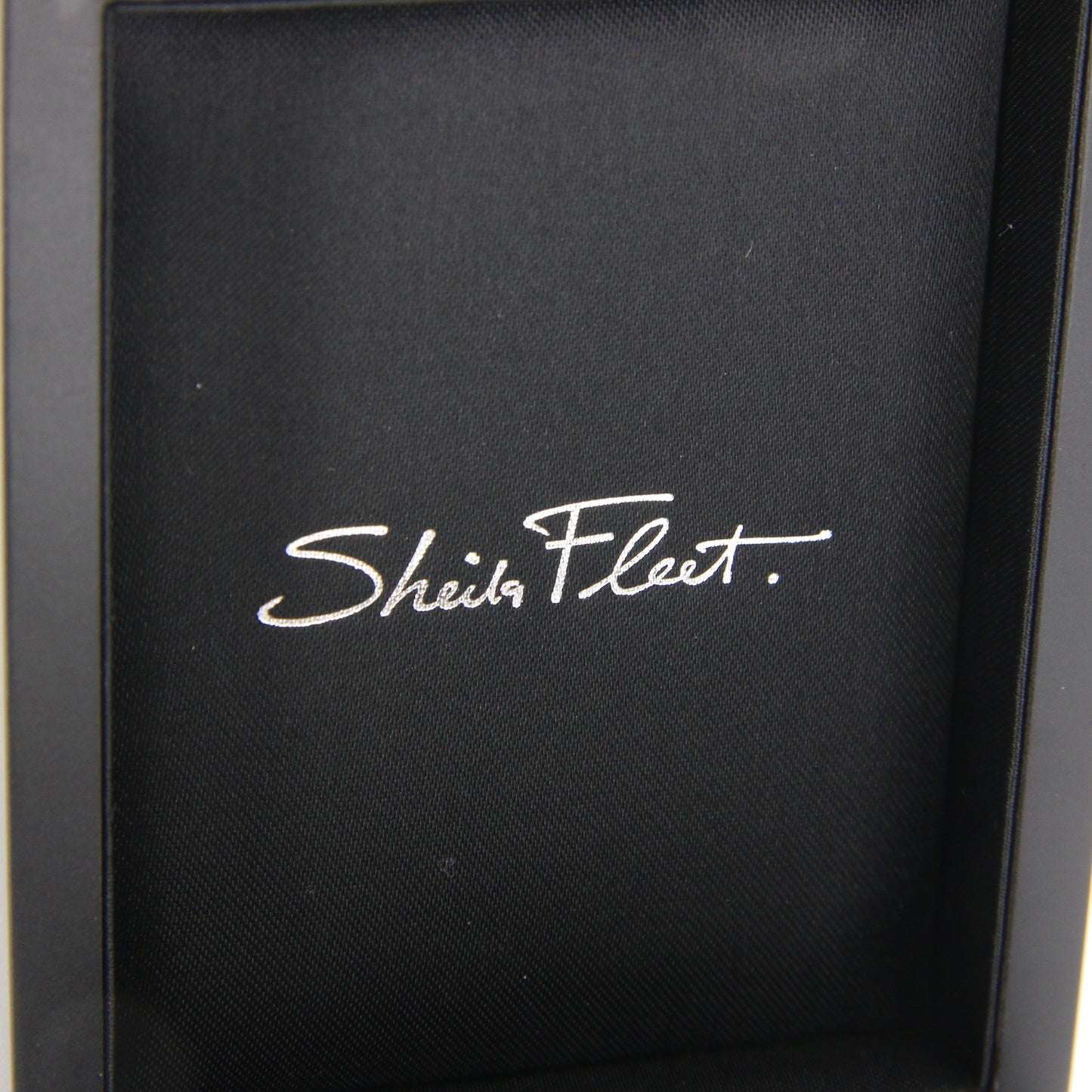 Vintage 9ct Hallmarked Sheila Fleet Two Tone Gold Pendant Necklace 18 Inch Adjustable Chain Boxed