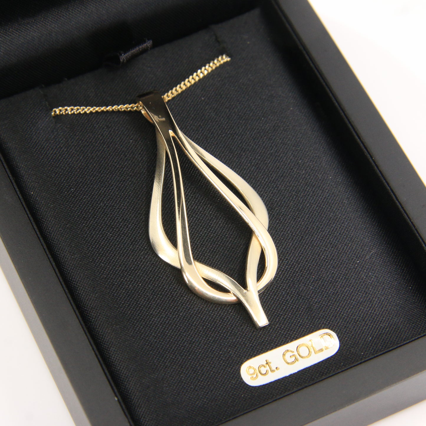 Vintage 9ct Hallmarked Sheila Fleet Two Tone Gold Pendant Necklace 18 Inch Adjustable Chain Boxed