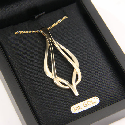 Vintage 9ct Hallmarked Sheila Fleet Two Tone Gold Pendant Necklace 18 Inch Adjustable Chain Boxed
