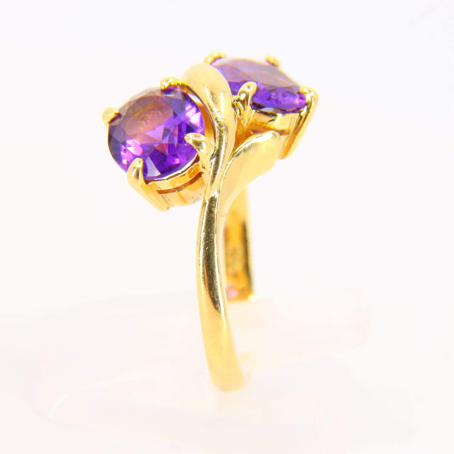 Vintage 18ct Amethyst Gold Dress Ring 18 Carat Yellow Gold Sizeable UK Size N