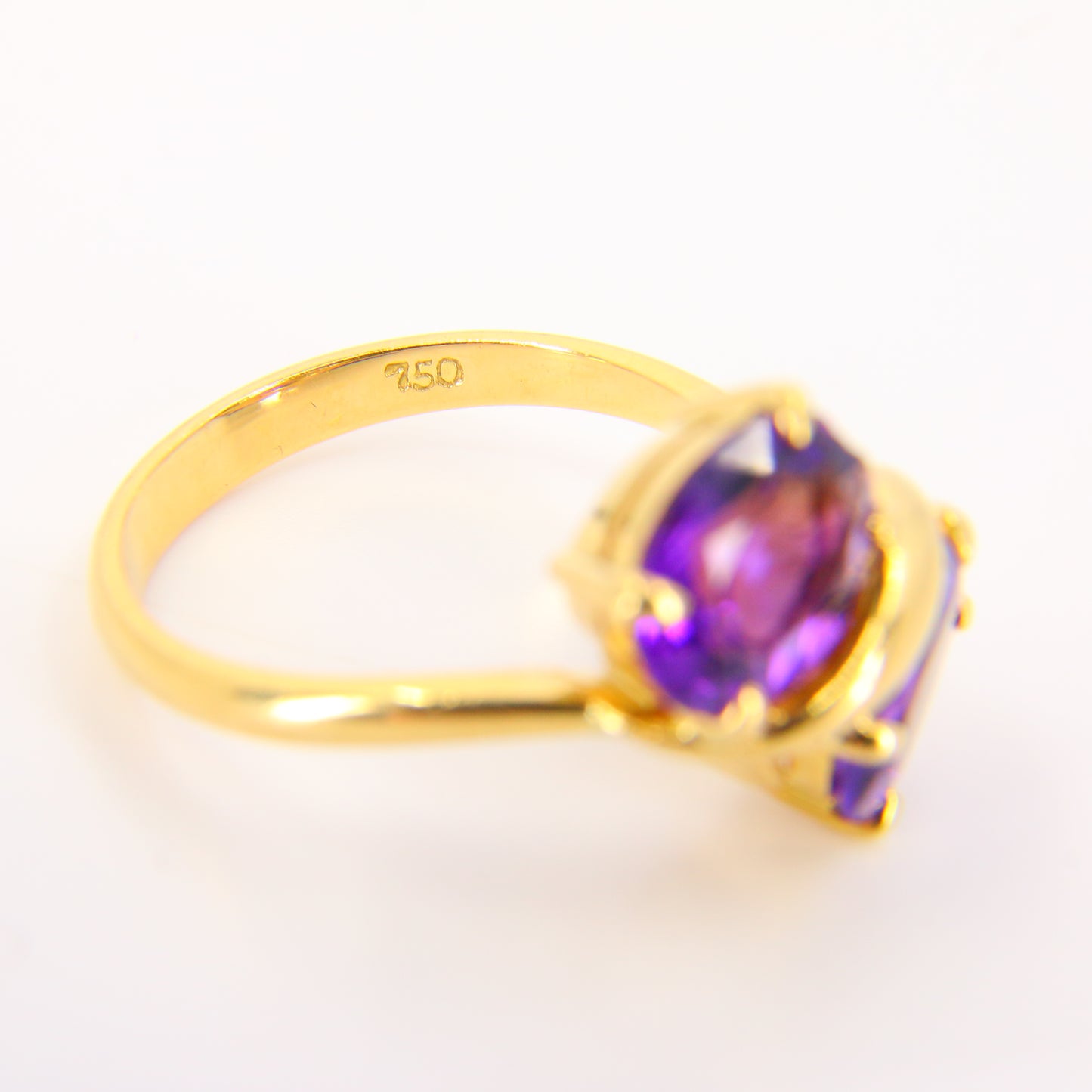 Vintage 18ct Amethyst Gold Dress Ring 18 Carat Yellow Gold Sizeable UK Size N