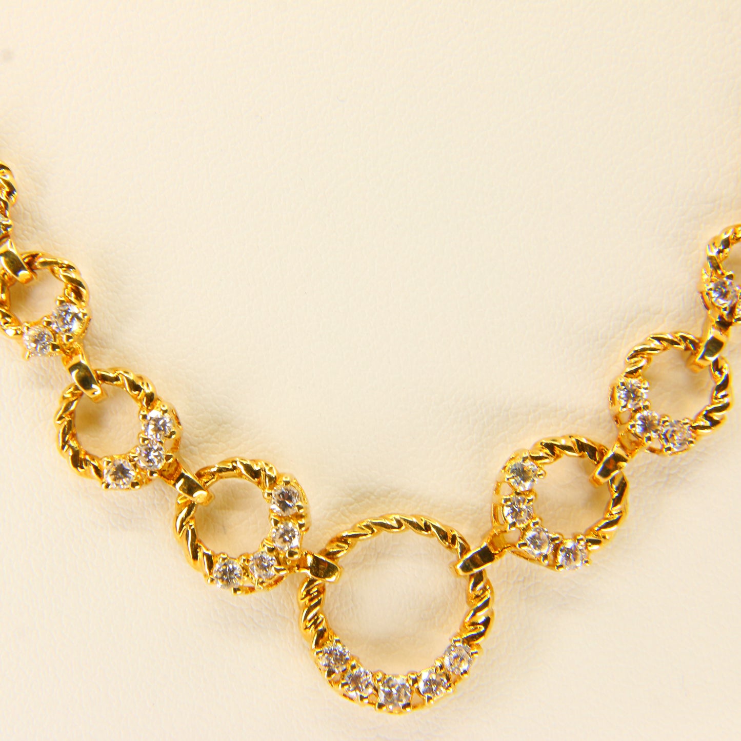 Vintage 18 Carat Diamond Set Gold Necklace London Boxed