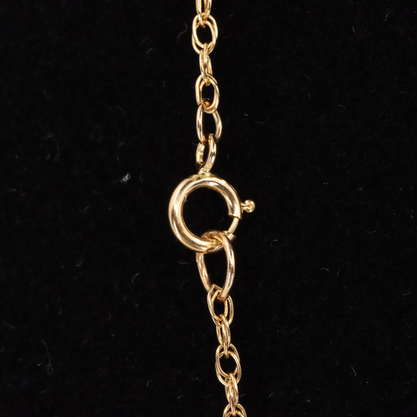 Vintage 9ct Hallmarked Gold Royal Mint Feng Shui Ingot Diamond Pendant Necklace