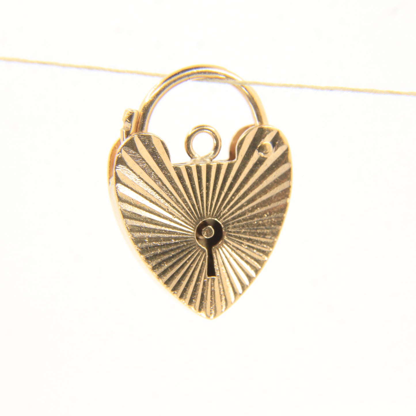 Vintage 9ct Yellow Gold Hallmarked Sunburst Heart Padlock Charm Pendant Gift