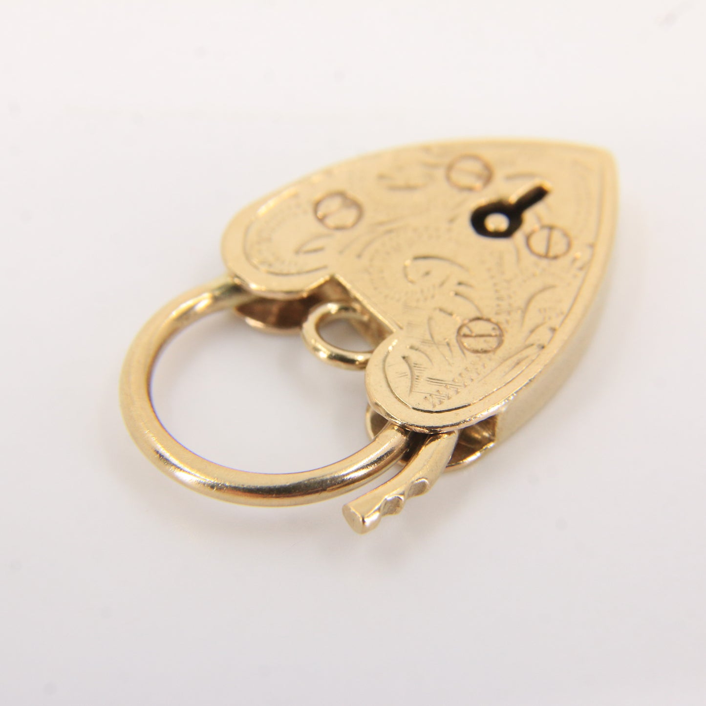 Vintage 9ct Yellow Gold Hallmarked Engraved Heart Padlock Charm Pendant