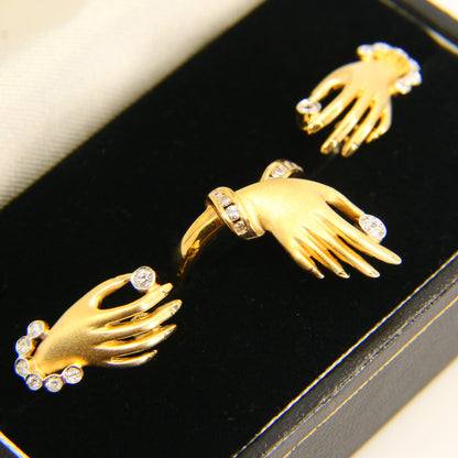 Vintage 18ct Gold Hand Jewellery Diamond Set 18 Carat Hands Hallmarked Boxed