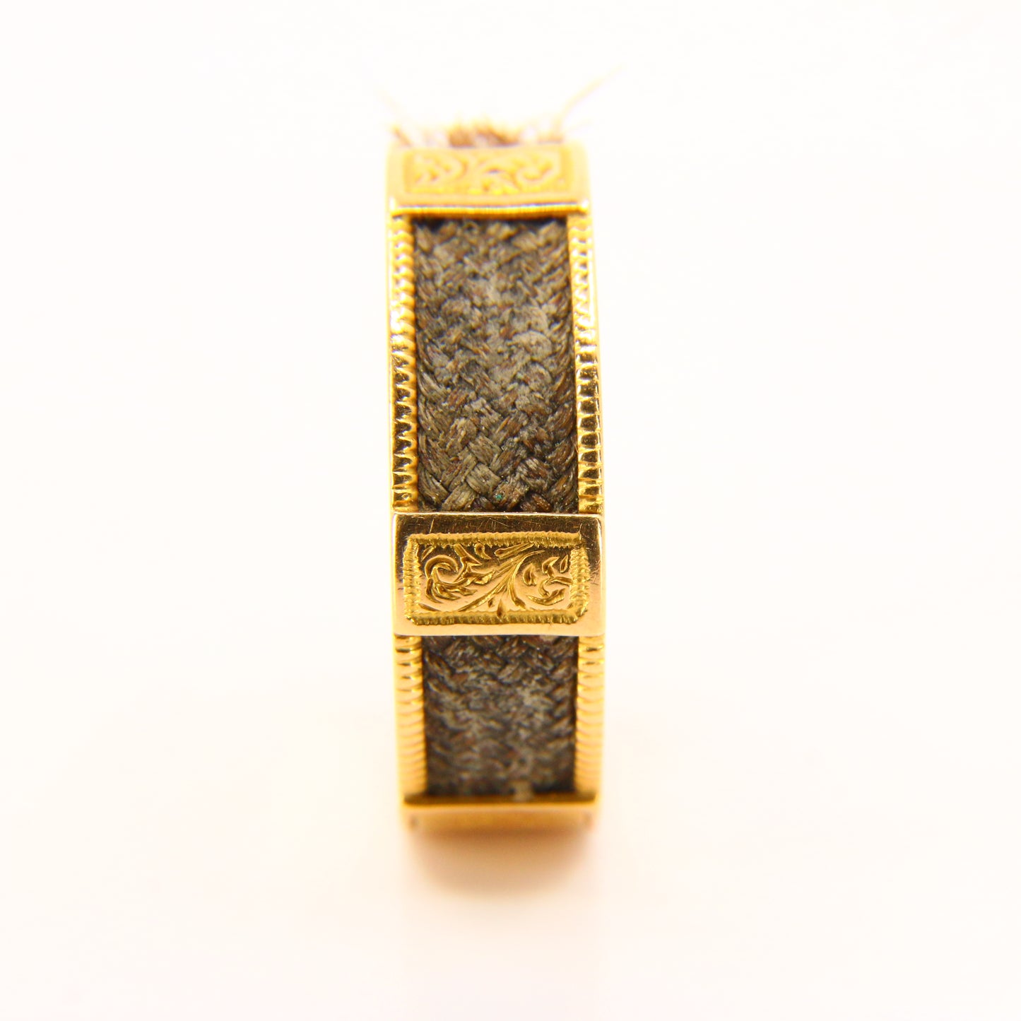 Antique 18ct Gold Mourning Ring – UK Size Q Hairwork & Engraved Hallmarked