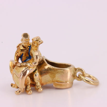 Vintage 9ct Hallmarked Gold Shoemaker Charm Couple Moving Kiss Pendant Love Gift