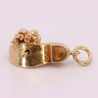 Vintage 9ct Hallmarked Gold Shoemaker Charm Couple Moving Kiss Pendant Love Gift