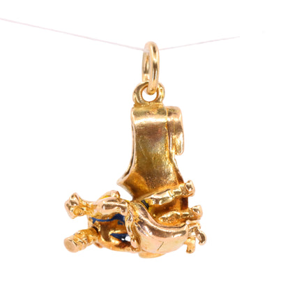 Vintage 9ct Hallmarked Gold Shoemaker Charm Couple Moving Kiss Pendant Love Gift