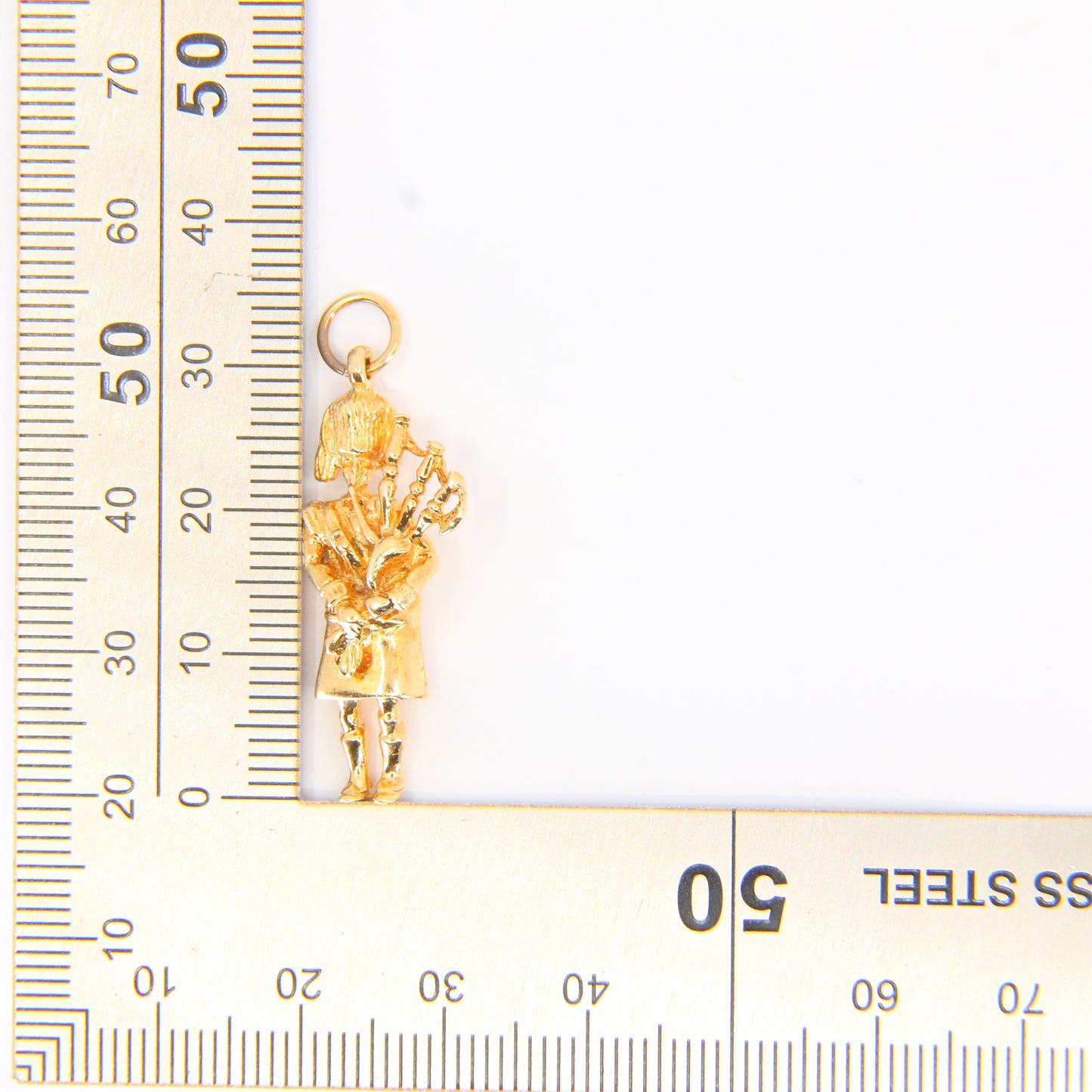 Vintage 9ct Scottish Bagpiper Charm Pendant Bag Pipes Hallmarked Scotland Gold