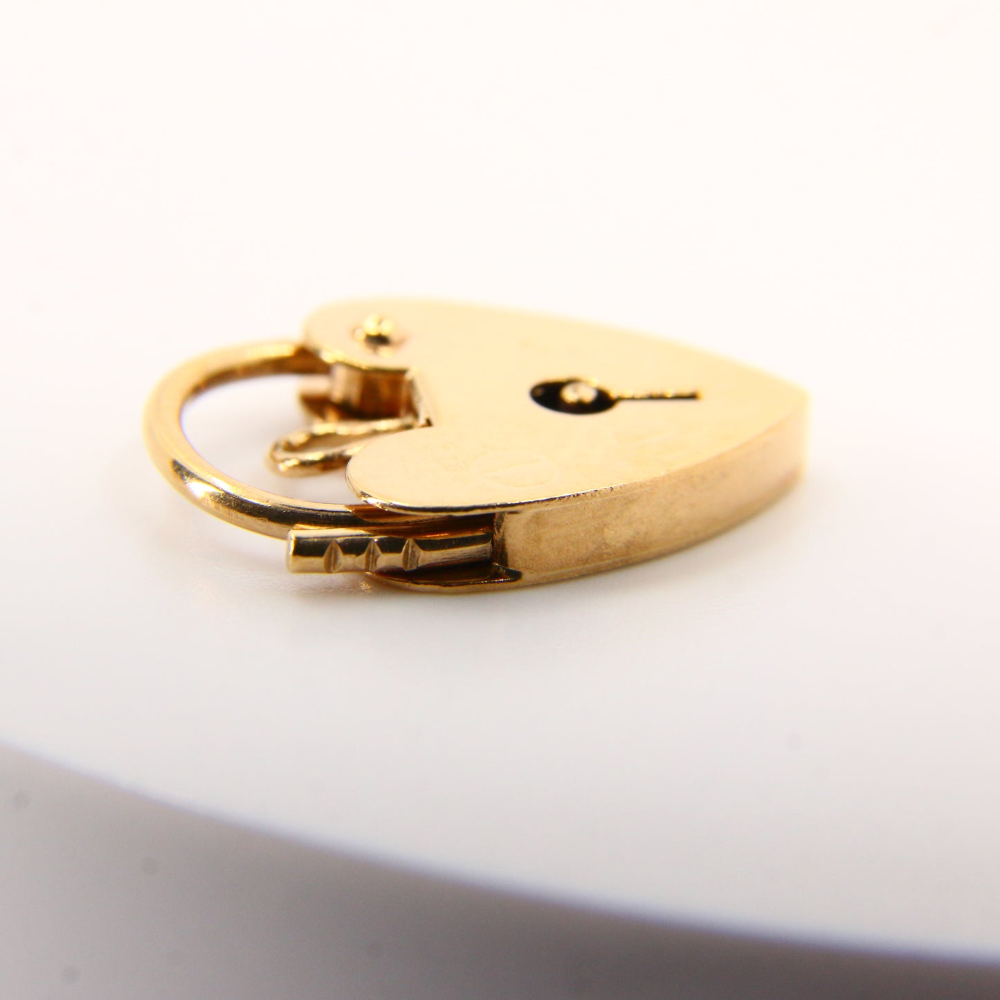 Vintage 9ct Gold Heart Padlock Charm – Hallmarked Solid Gold Gift