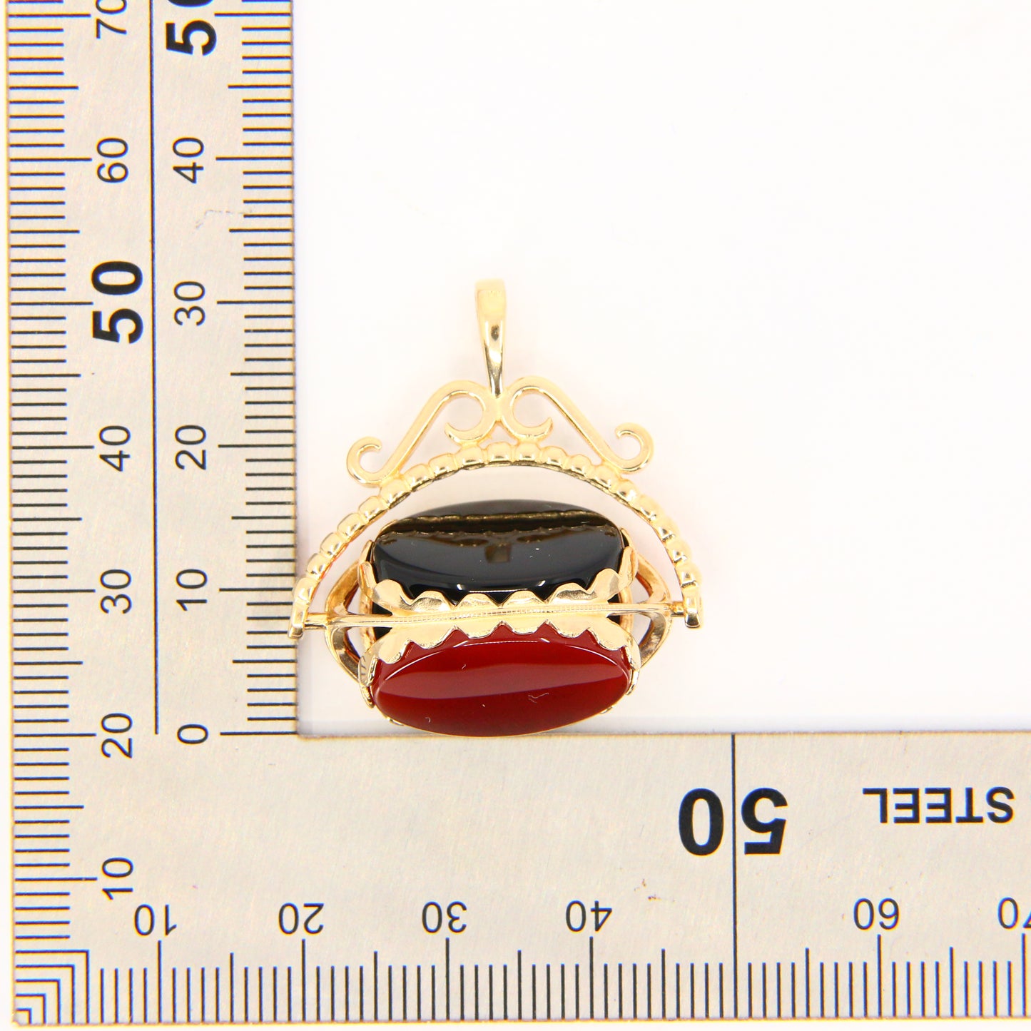 Vintage 9ct 3 Stone Spinner Pendant Bloodstone Carnelian Onyx Yellow Gold Charm