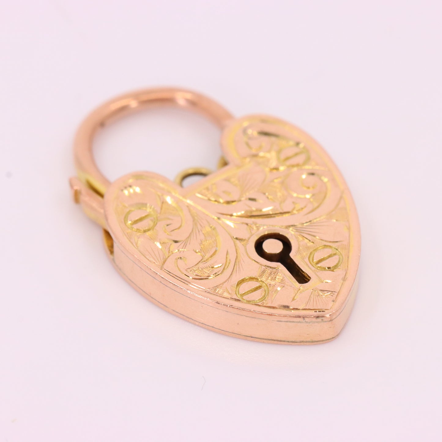Antique 9ct Yellow Gold Floral Engraved Heart Padlock Charm Pendant Jewellery