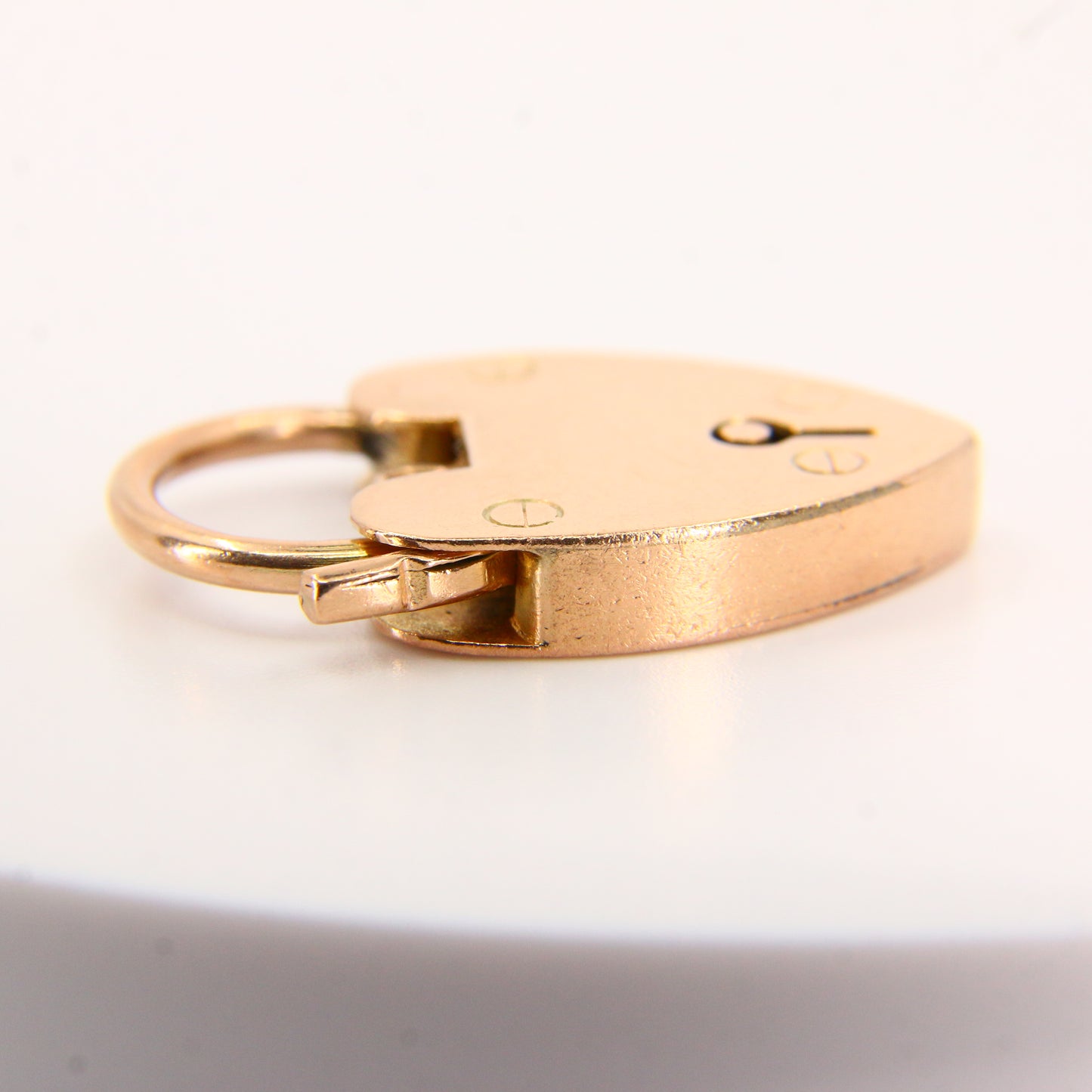 Vintage 9ct Gold Heart Lock Charm – Solid 9 Carat Yellow Gold